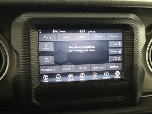 Used 2022 Jeep Gladiator Sport AWD/4WD image 34