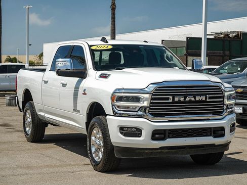 Used 2024 RAM 2500 Laramie w/ Safety Group AWD/4WD image 3