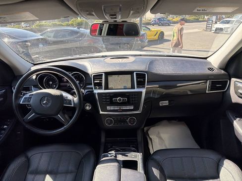 Used 2016 Mercedes-Benz GL 450 4MATIC image 21