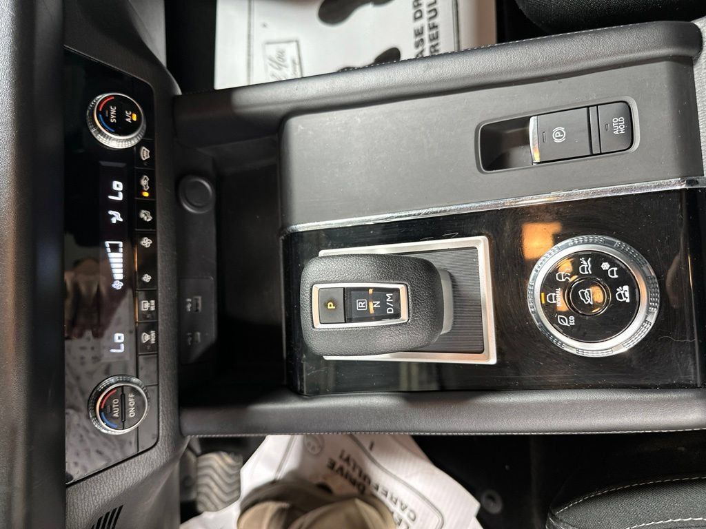 Used 2022 Mitsubishi Outlander ES AWD/4WD image 18
