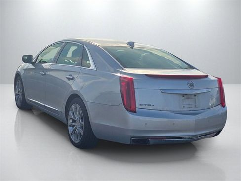 Used 2015 Cadillac XTS Luxury w/ Driver Awareness Package image 7