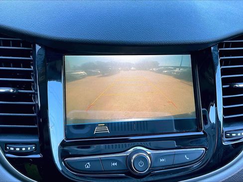 Used 2019 Chevrolet Trax LS w/ Tint and Cruise Package image 28