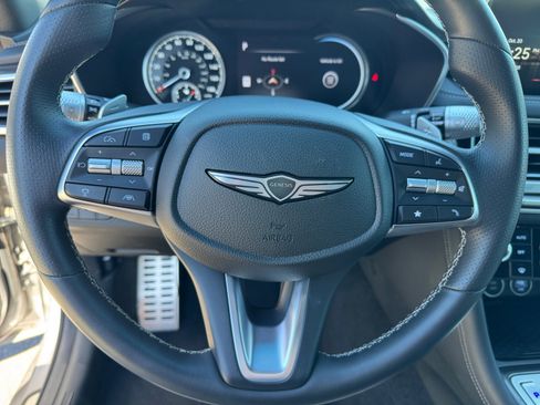 Used 2025 Genesis G70 3.3T Advanced image 9