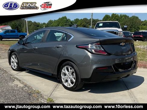 Used 2017 Chevrolet Volt Premier w/ Driver Confidence II Package FWD image 5