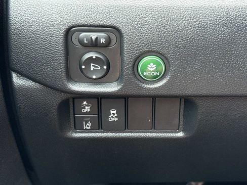 Used 2022 Honda Pilot Special Edition image 13