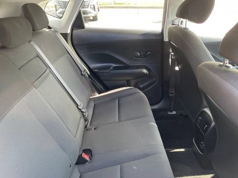 Used 2024 Hyundai Kona SEL AWD/4WD image 11
