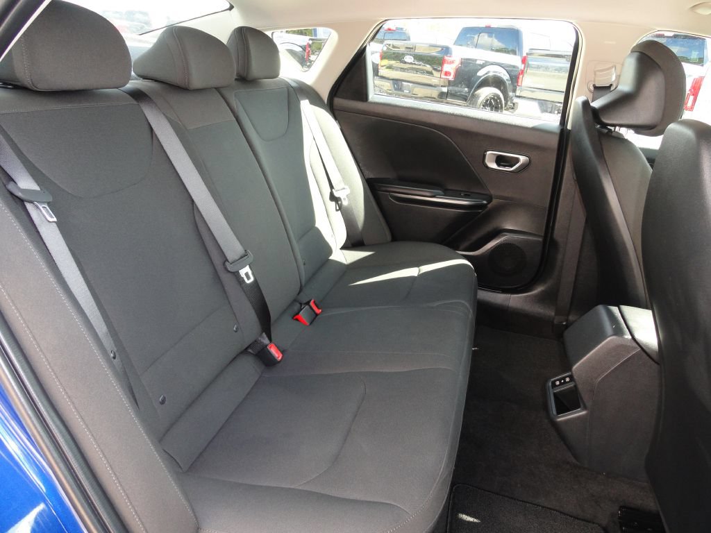 Used 2026 Kia K4 FWD image 7