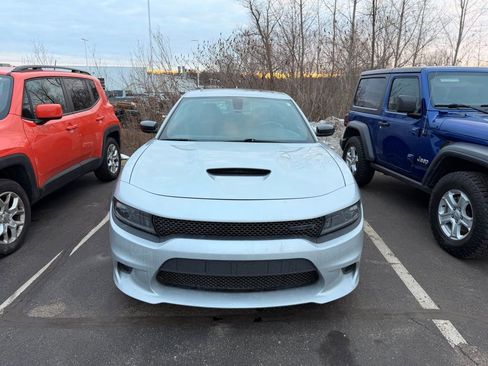 Used 2023 Dodge Charger R/T w/ Plus Group image 2