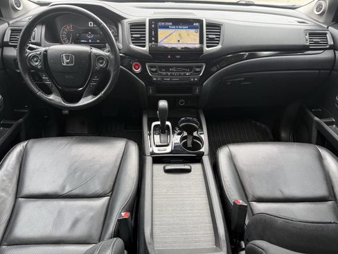 Used 2019 Honda Ridgeline RTL-E image 2