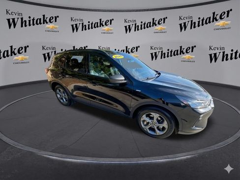 Used 2025 Ford Escape ST-Line FWD image 2