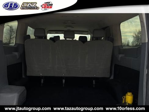 Used 2018 Ford Transit 150 XL RWD image 15