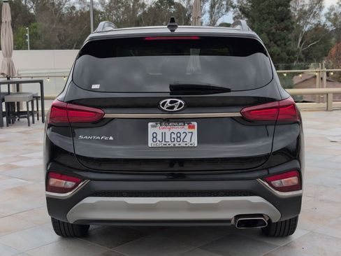 Used 2019 Hyundai Santa Fe Limited image 6