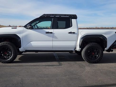 Used 2025 Toyota Tacoma TRD Pro image 2