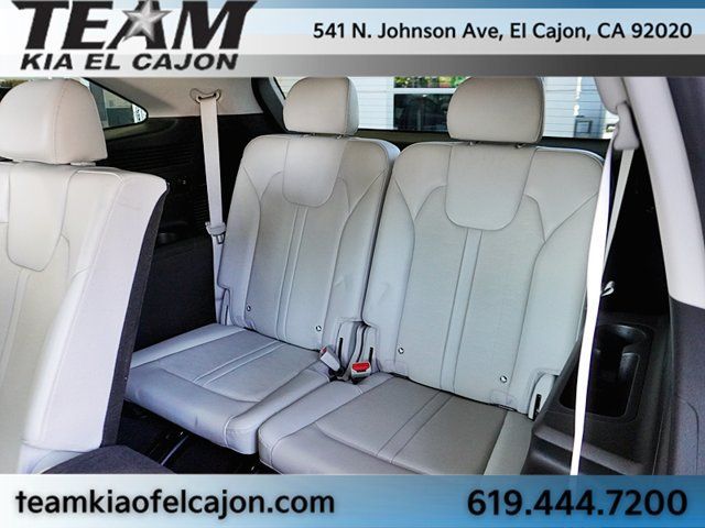 Certified 2025 Kia Sorento S FWD image 20