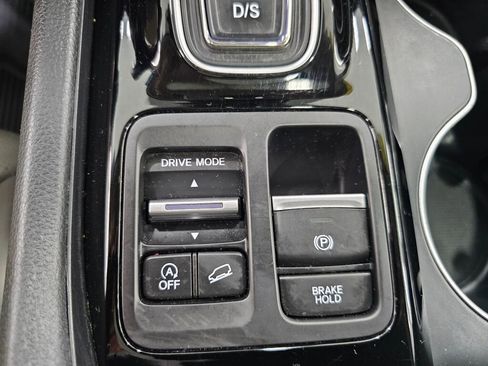 Certified 2024 Honda Pilot Elite image 21