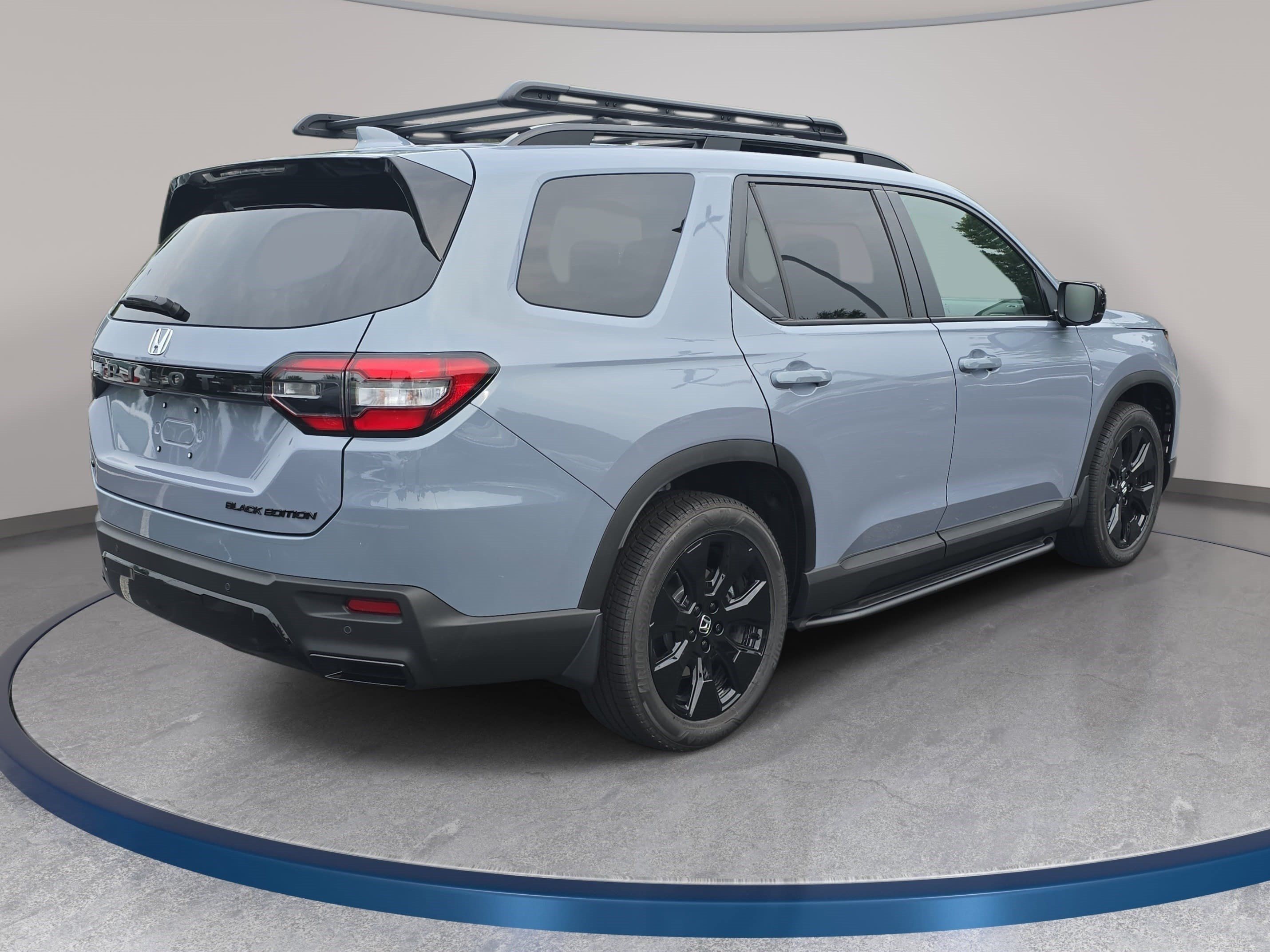 New 2026 Honda Pilot Black Edition image 5