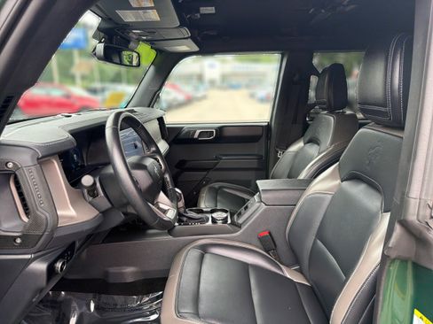 Used 2025 Ford Bronco Outer Banks AWD/4WD image 11