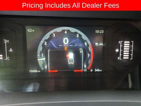 Certified 2025 Toyota Tacoma SR5 AWD/4WD image 5