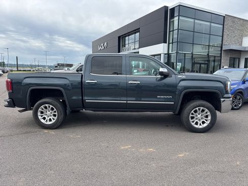 Used 2018 GMC Sierra 1500 SLT w/ SLT Premium Package AWD/4WD image 5