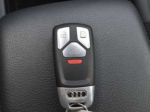 Used 2019 Audi A4 2.0T Premium w/ Convenience Package image 34