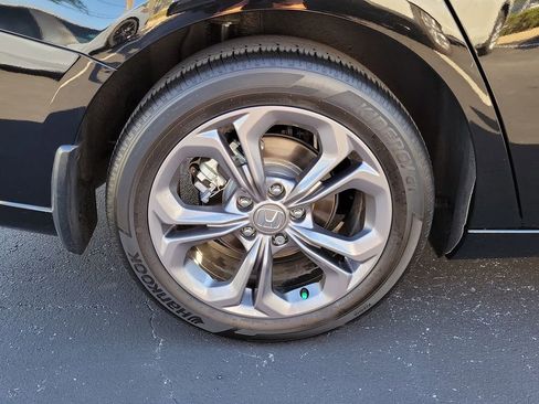 Certified 2024 Honda Accord EX-L image 6