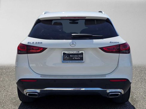 Used 2021 Mercedes-Benz GLA 250 4MATIC image 4
