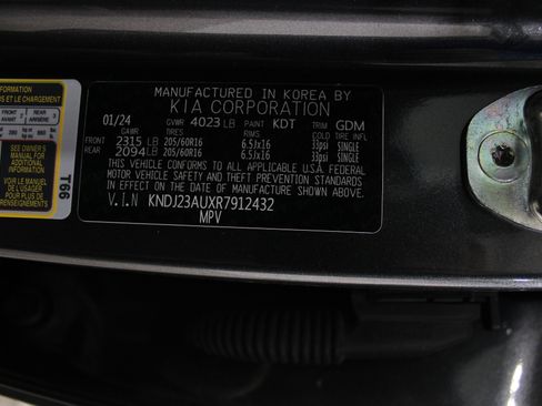 Used 2024 Kia Soul LX w/ Option Group 015 image 36