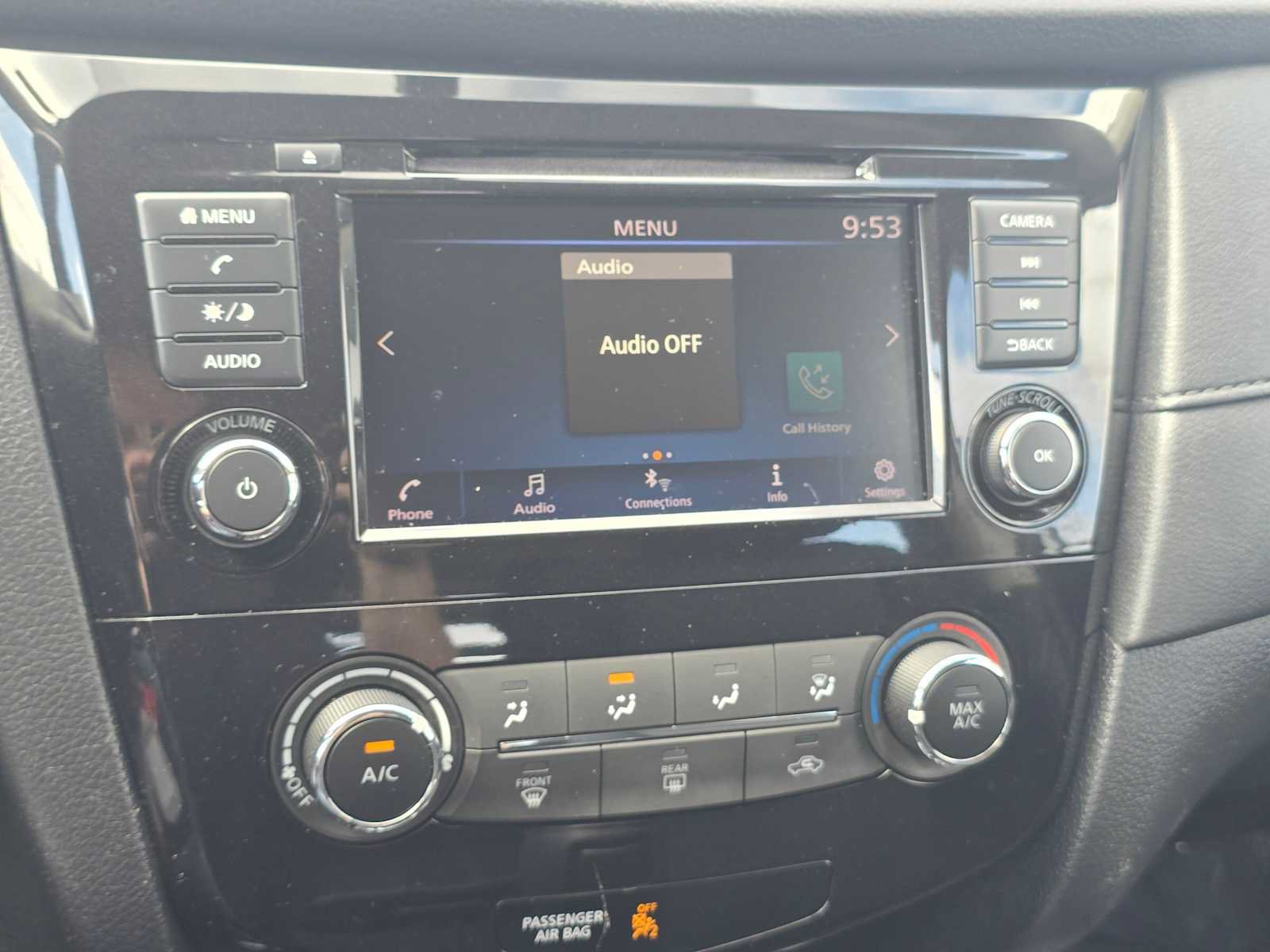 Used 2018 Nissan Rogue S AWD/4WD image 26