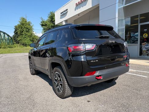 Certified 2025 Jeep Compass Trailhawk w/ Trailhawk Elite Group AWD/4WD image 6