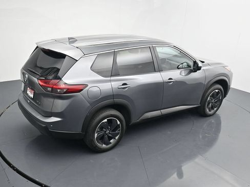 Used 2024 Nissan Rogue SV AWD/4WD image 22