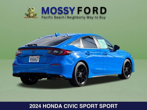 Used 2024 Honda Civic Sport image 5
