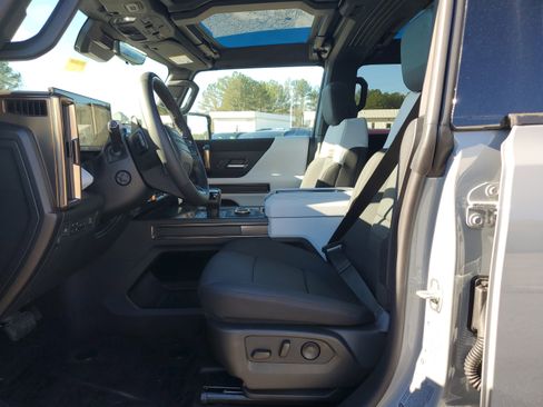 New 2025 GMC Hummer EV 2X image 20