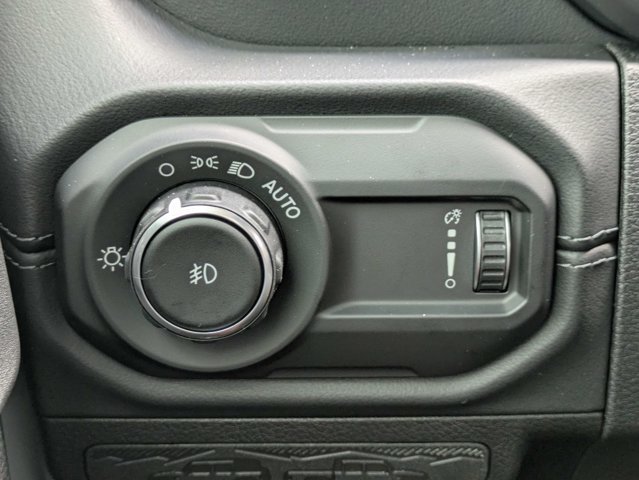 New 2027 Jeep Wrangler Unlimited Sahara AWD/4WD image 25