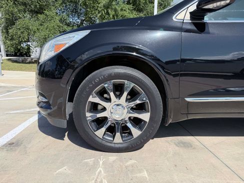 Used 2017 Buick Enclave Leather w/ Enclave Sport Touring Edition FWD image 7