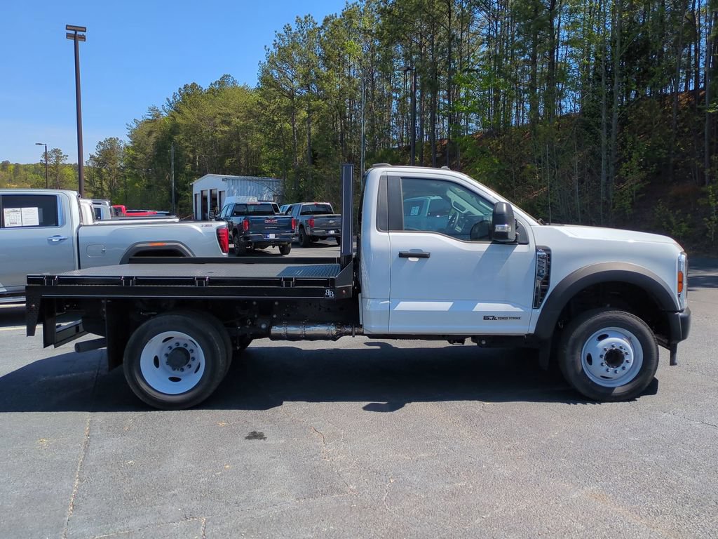 Used 2024 Ford F550 2WD Regular Cab Super Duty image 3