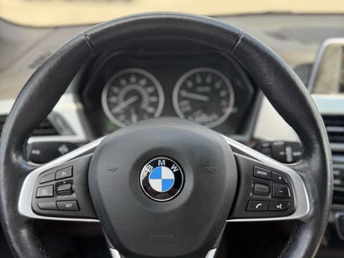 Used 2017 BMW X1 xDrive28i image 18