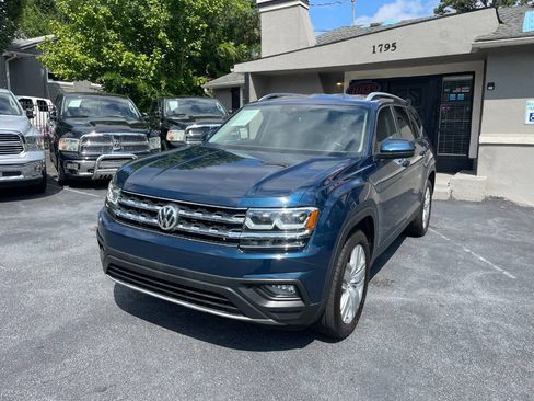 Used 2019 Volkswagen Atlas SE w/ Towing Package FWD image 2