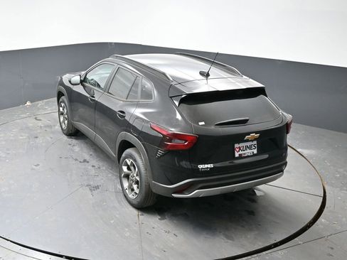 New 2026 Chevrolet Trax LT image 39