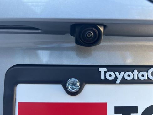 Used 2025 Toyota RAV4 XLE image 21