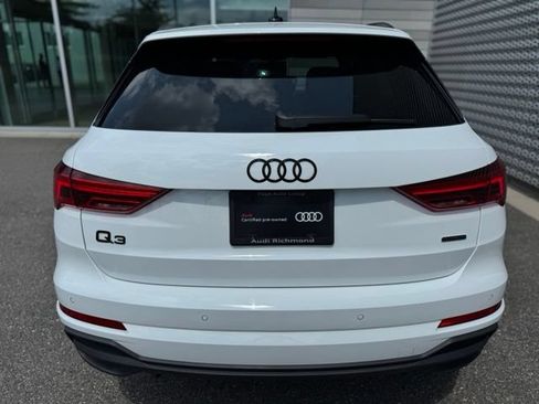 Certified 2025 Audi Q3 2.0T Premium w/ Convenience Package AWD/4WD image 4