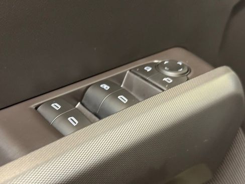 New 2026 GMC Canyon Elevation w/ Convenience Package image 11