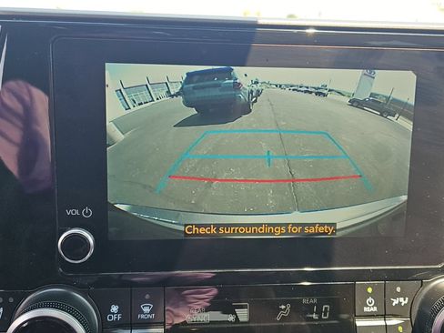 Certified 2025 Toyota Highlander XLE AWD/4WD image 17