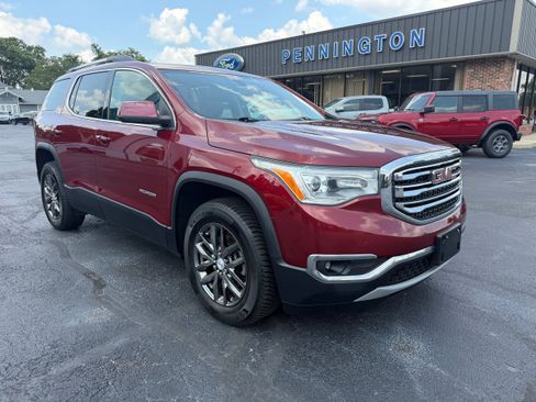 Used 2017 GMC Acadia SLT FWD image 1