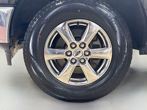 Used 2019 Ford F150 XLT w/ Equipment Group 302A Luxury image 30