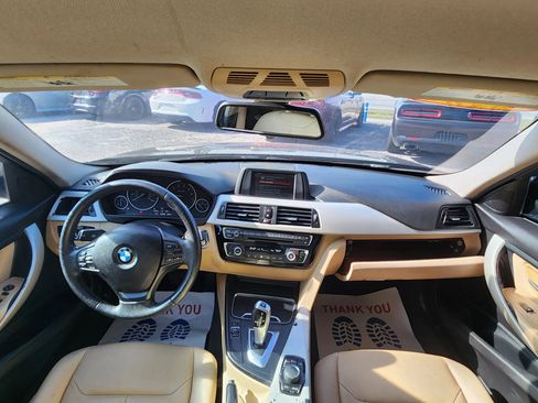 Used 2018 BMW 320i Sedan image 11