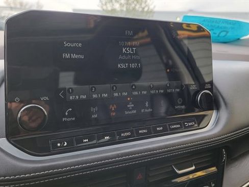 Used 2021 Nissan Rogue SL w/ Premium Package image 34