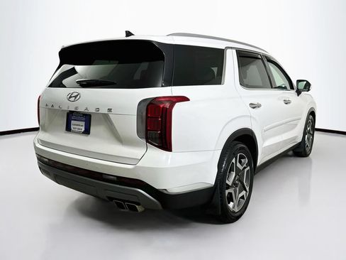 Used 2023 Hyundai Palisade Limited FWD image 7