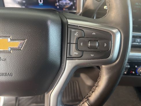 Used 2025 Chevrolet Silverado 2500 LT w/ Convenience Package image 28