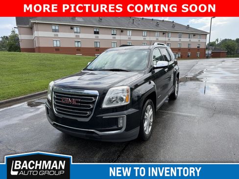 Used 2017 GMC Terrain SLT FWD image 3