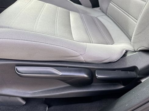 Used 2020 Honda CR-V LX image 14